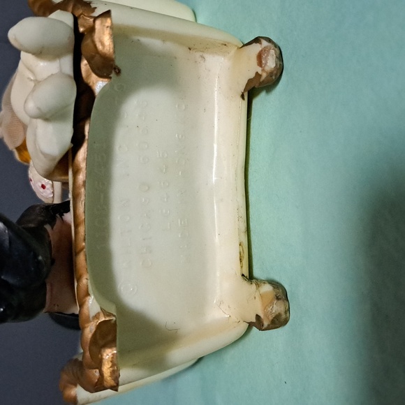 1970 Wilton Inc. Vintage Cake Topper - Picture 2 of 6